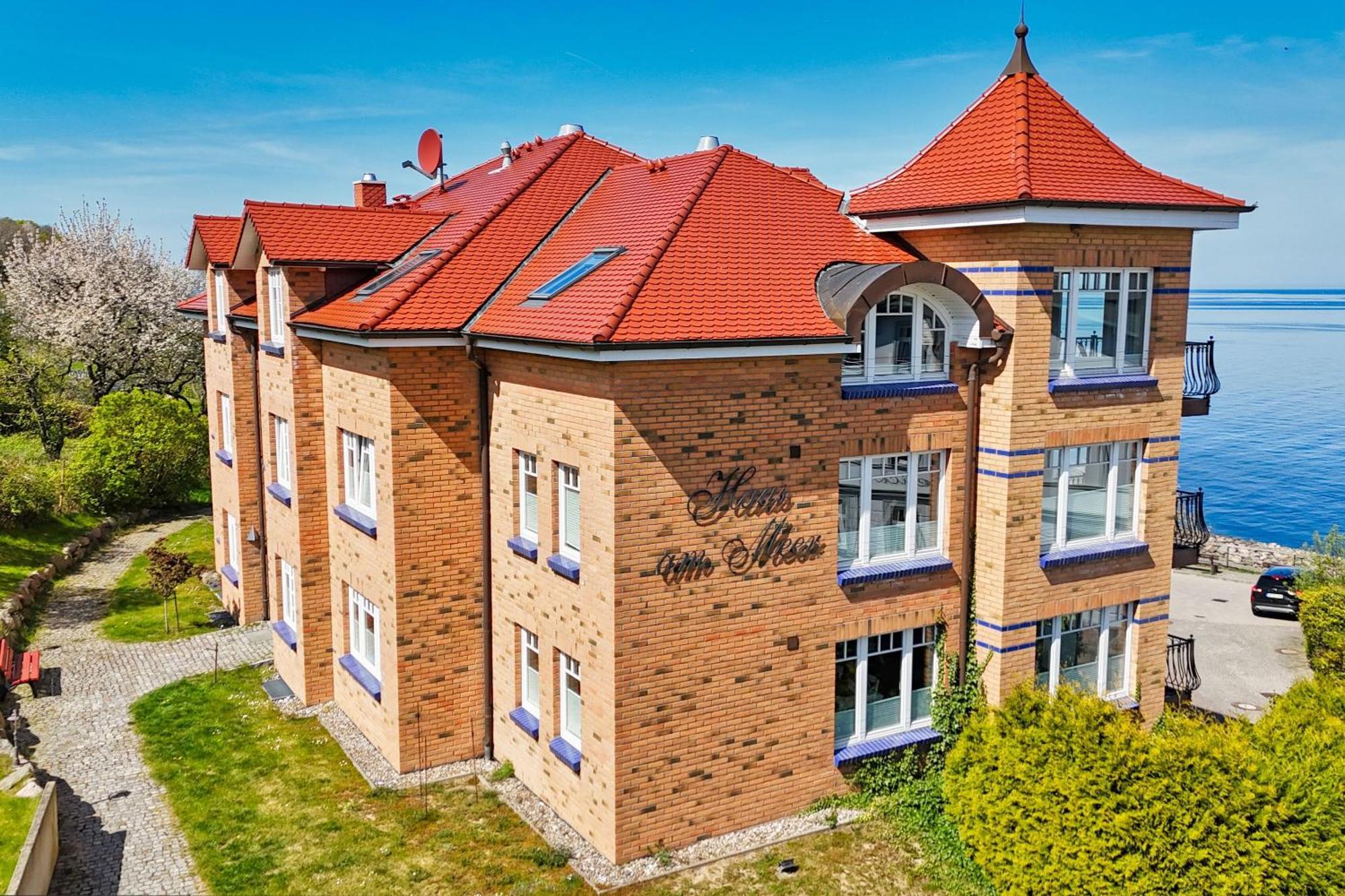 Ferienwohnung Mit Traumhaftem Meerblick - Haus Am Meer Fewo 02 Lohme Kültér fotó